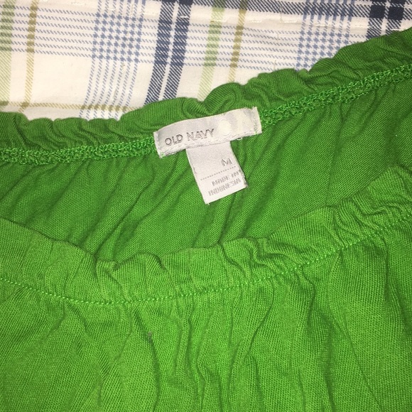 Old Navy Green Ruffle-Strap Tank Top Size M - Picture 2 of 4